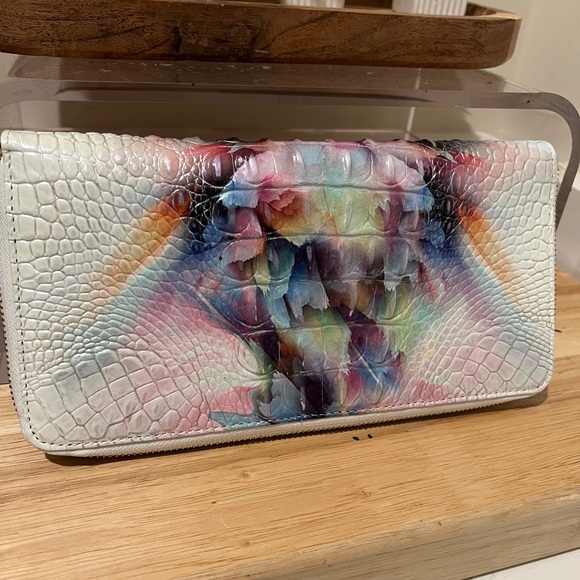 Brahmin Melbourne SKYLER Large Wristlet Clutch Travel Wallet PRISM OMBRE - Picture 11 of 12